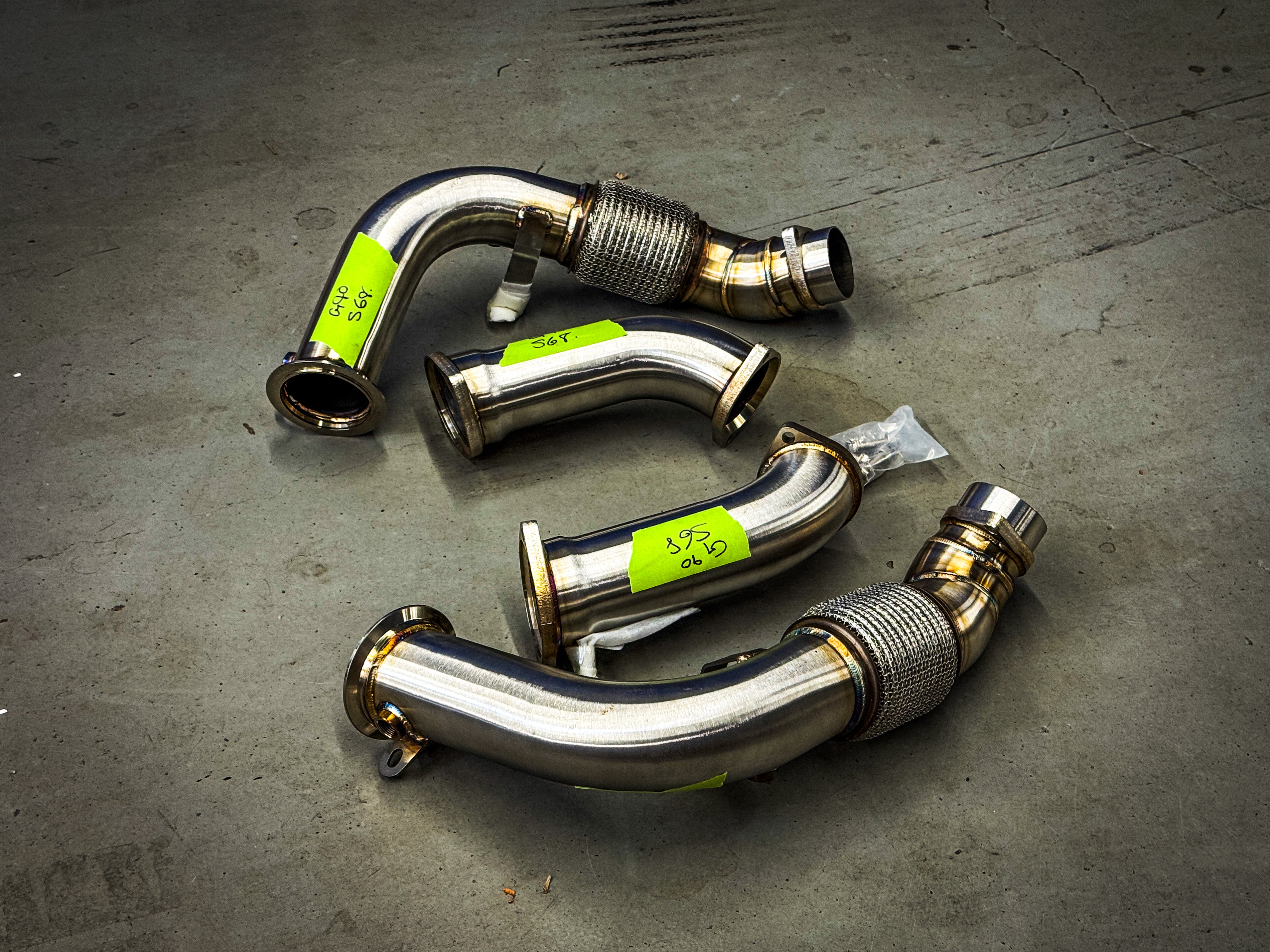BMW S68 DOWNPIPES IN STOCK SAME DAY SHIPPING! G90 M5/760i/X7 M60i
