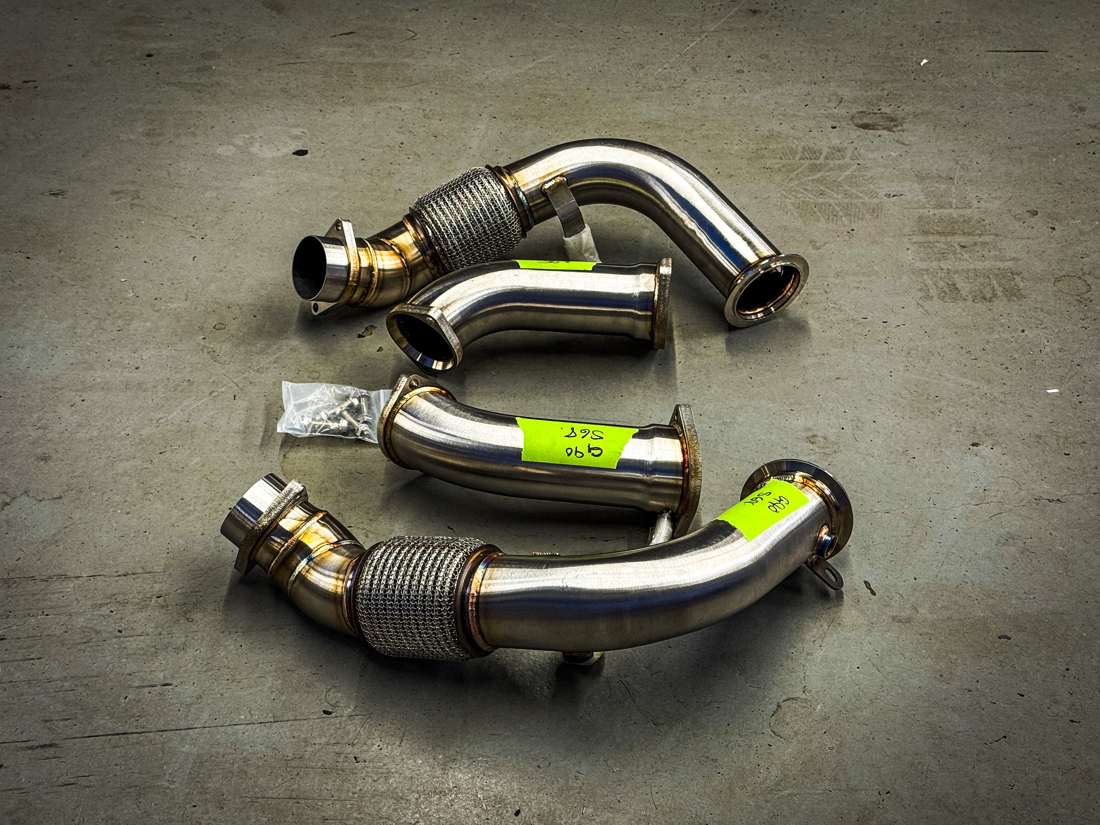 BMW S68 DOWNPIPES IN STOCK SAME DAY SHIPPING! G90 M5/760i/X7 M60i