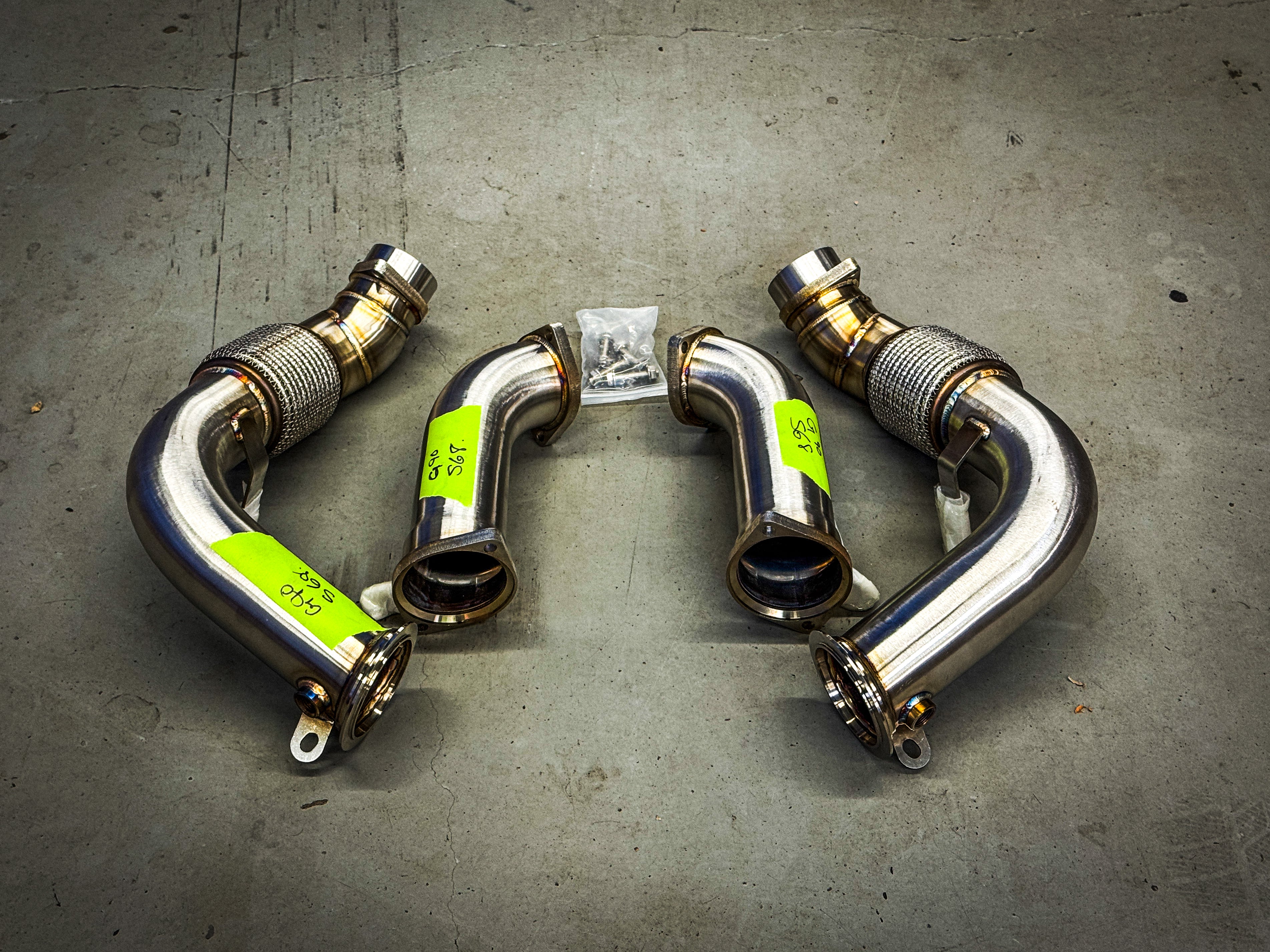 BMW S68 DOWNPIPES IN STOCK SAME DAY SHIPPING! G90 M5/760i/X7 M60i