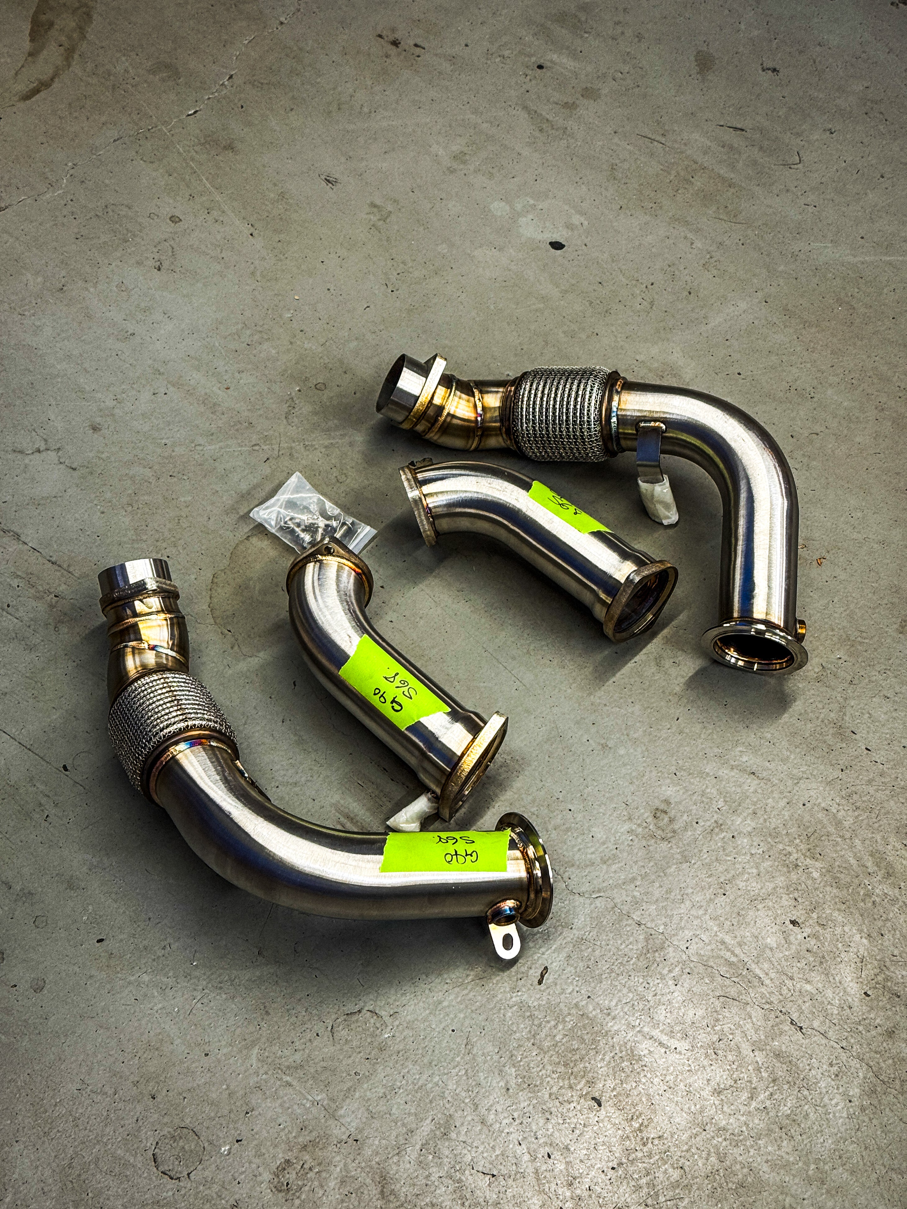 BMW S68 DOWNPIPES IN STOCK SAME DAY SHIPPING! G90 M5/760i/X7 M60i
